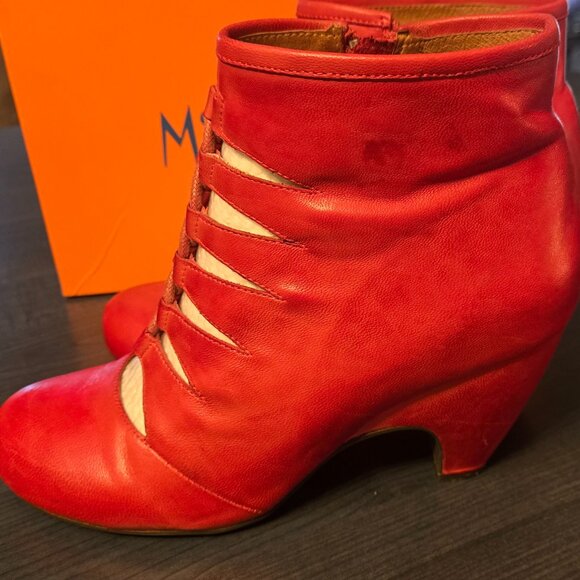 Miz Mooz Red THRONE Lace Cutout Ankle Boots - Picture 3 of 6